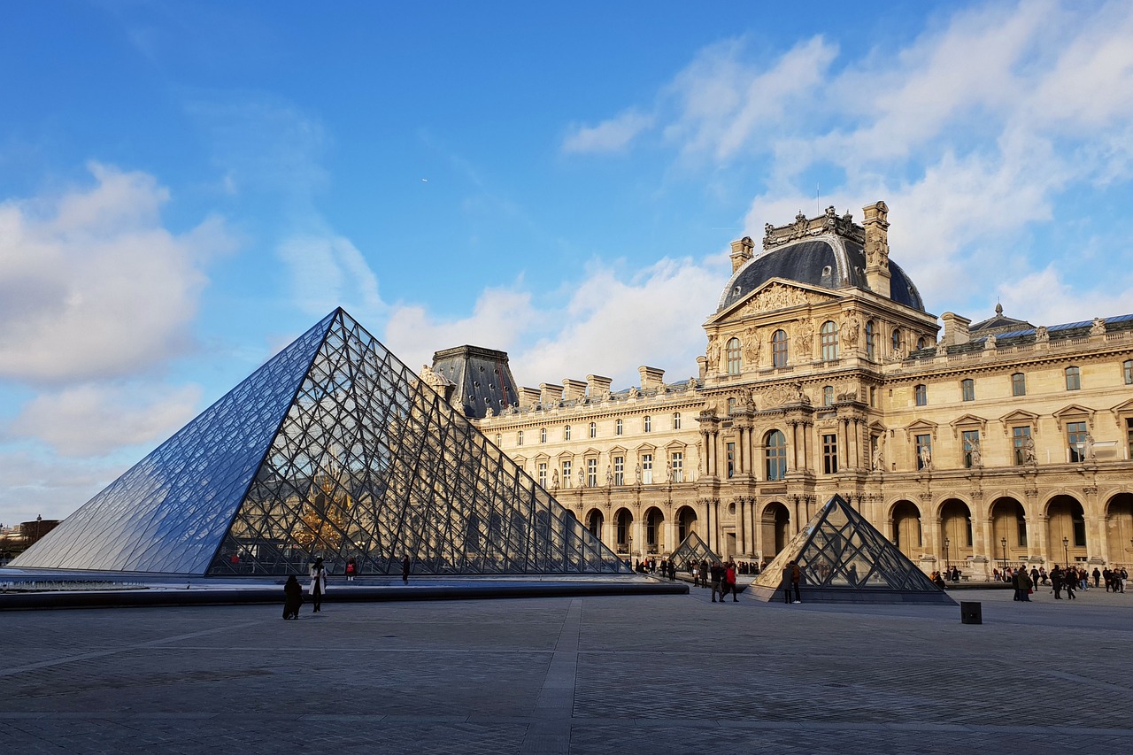 découvrez l'accord de paris, un pacte mondial crucial visant à lutter contre le changement climatique en limitant le réchauffement à moins de 2 degrés celsius. explorez ses objectifs, ses engagements et son impact sur les politiques environnementales à travers le monde.