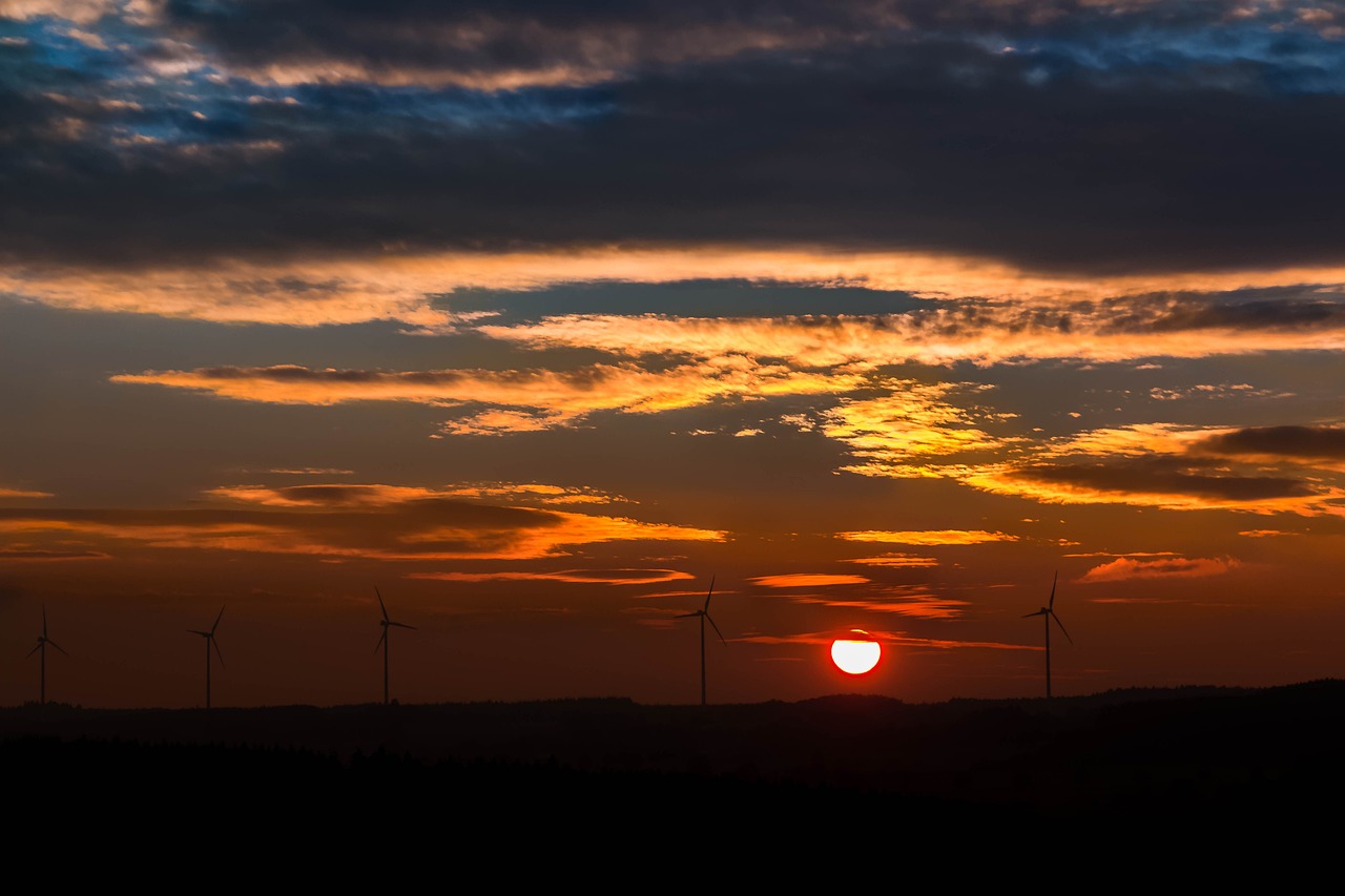 découvrez l'importance des énergies renouvelables pour un avenir durable. explorez les différentes sources d'énergie verte, leurs avantages économiques et environnementaux, et comment elles transforment notre manière de consommer et de produire de l'énergie.