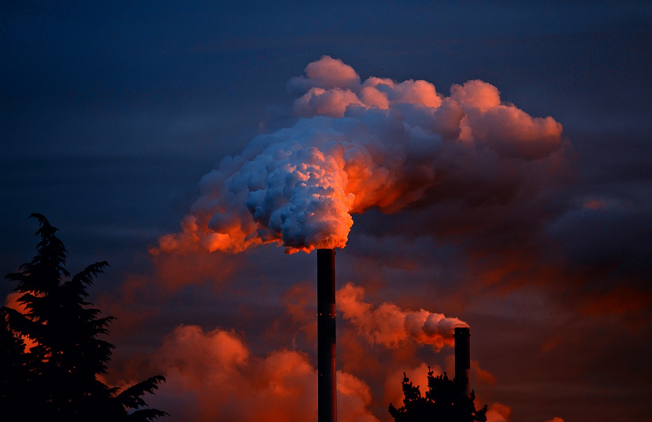 découvrez les enjeux de la pollution de l'eau, ses causes, ses impacts sur l'environnement et la santé humaine, ainsi que les solutions pour prévenir et réduire cette problématique mondiale cruciale.