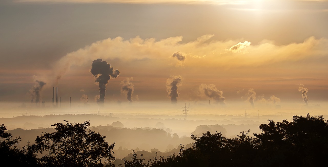 découvrez les causes et les impacts de la pollution de l'eau sur l'environnement et la santé humaine. cette analyse approfondie explore les sources de contamination, les effets à long terme sur les écosystèmes aquatiques et les solutions possibles pour préserver notre précieuse ressource.