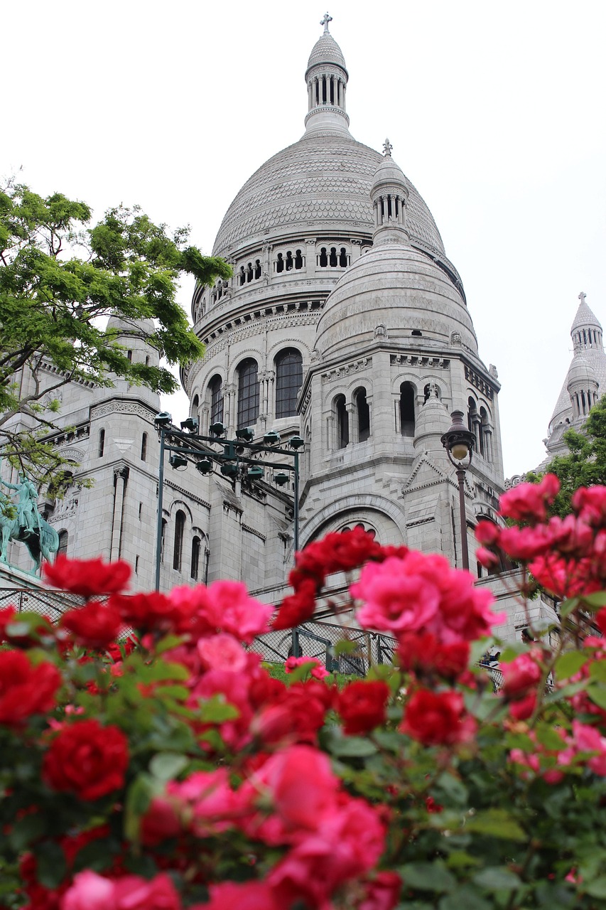 découvrez l'accord de paris, un traité international visant à lutter contre le changement climatique en limitant le réchauffement global. explorez ses objectifs, ses engagements des nations et son impact sur l'environnement et la société.